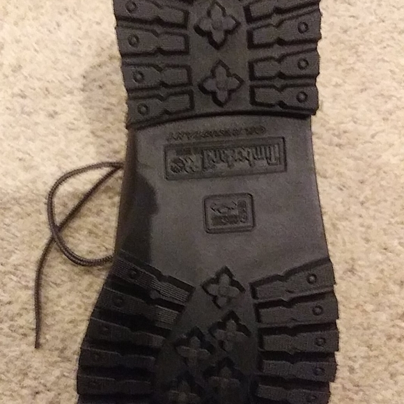 Men's timberland boots - Picture 3 of 3